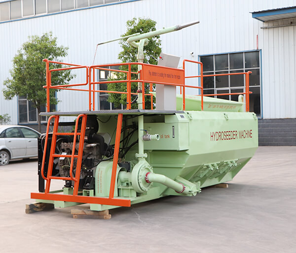 800 Gallon Hydroseeding machine