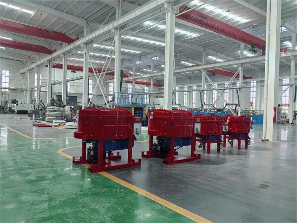 Pan mixer with 500 litter and 1000 litter capacity