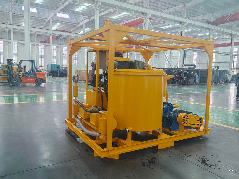 Bentonite station with mixer