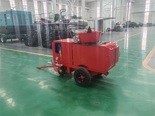Dry rotor refractory spraying machine
