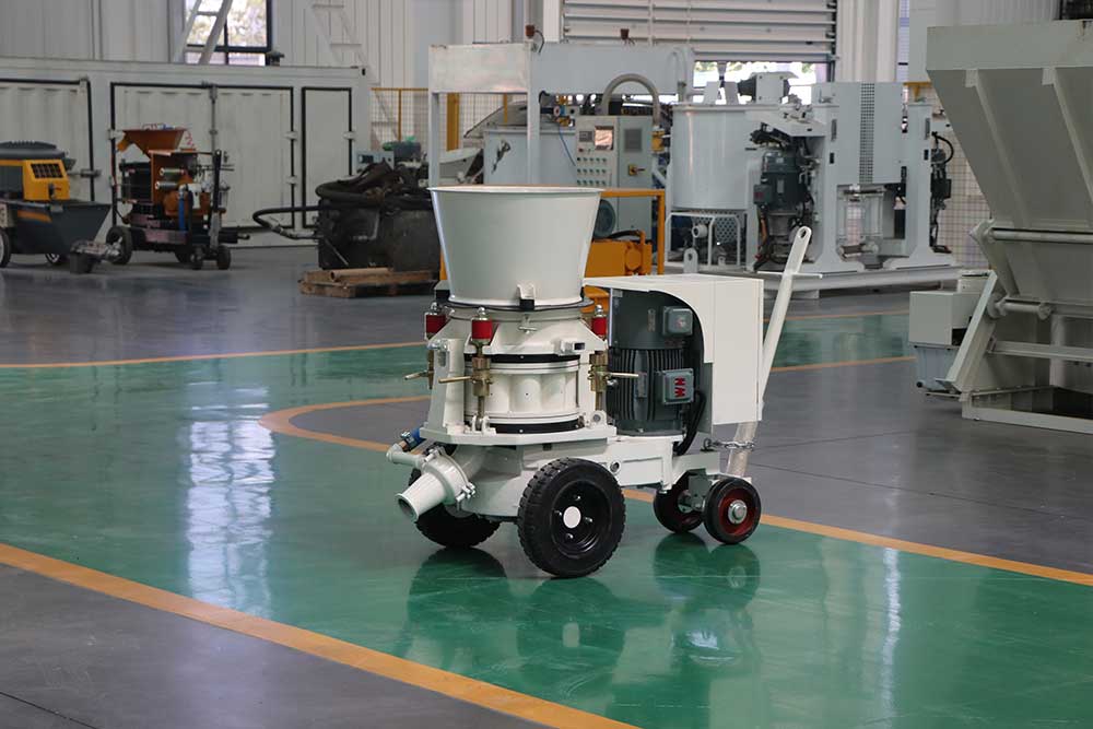 Electric refractory shotcrete machine for cement plant