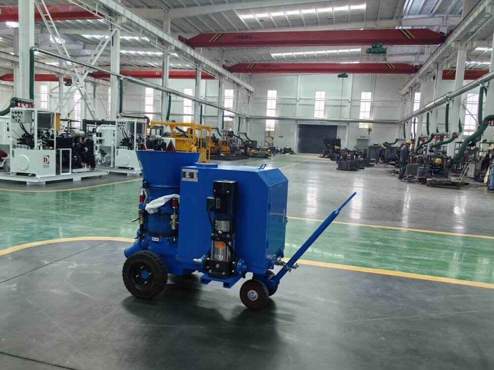 refractory spraying machine