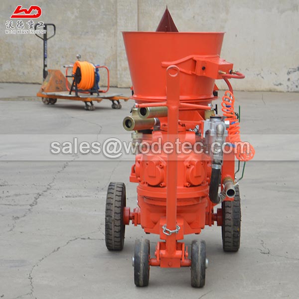 Refractory concrete spray shotcrete gunite machine