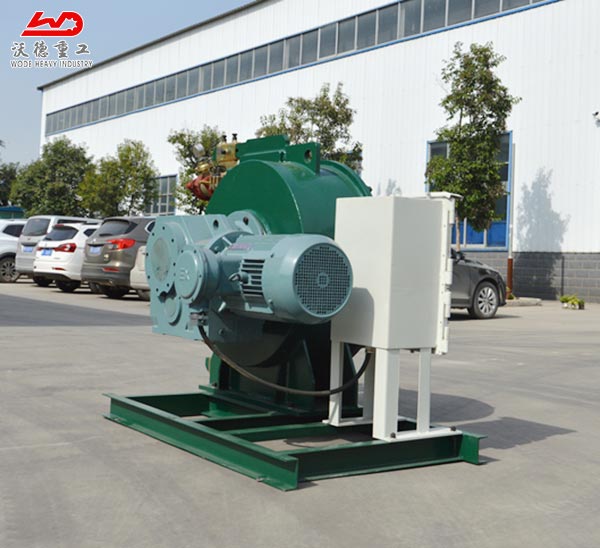 Large flow peristaltic hose pump for conveying sewage sludge