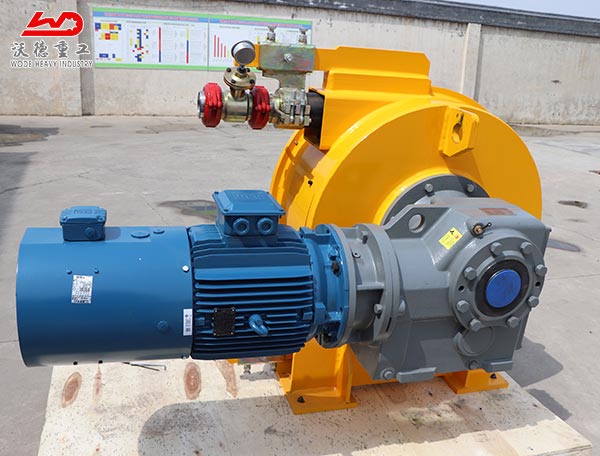 Wear-resistant rubber hose pump