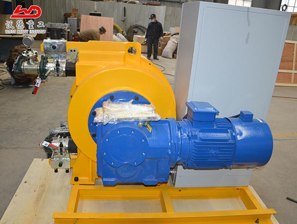 industrial hose pump for oilbase mud