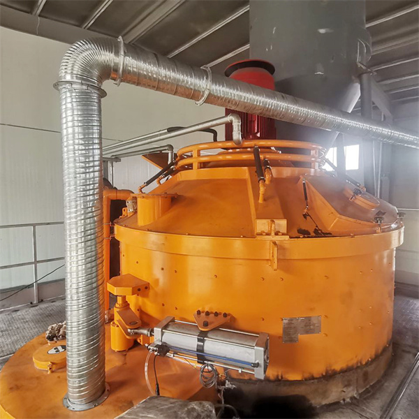 self loading vertical shaft concrete mixer