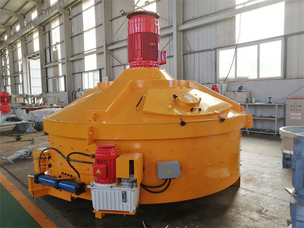 Planetary concrete mixer with control system