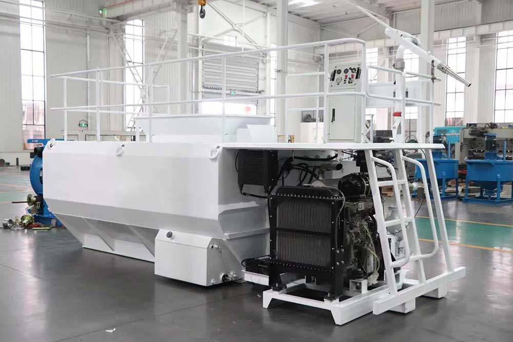 High efficiency hydroseeder
