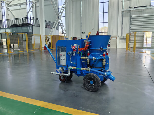 Refractory shotcrete machine for coal mine tunnel dam pools