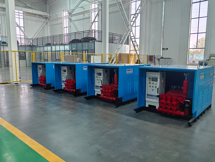 High pressure jet grouting injection pump