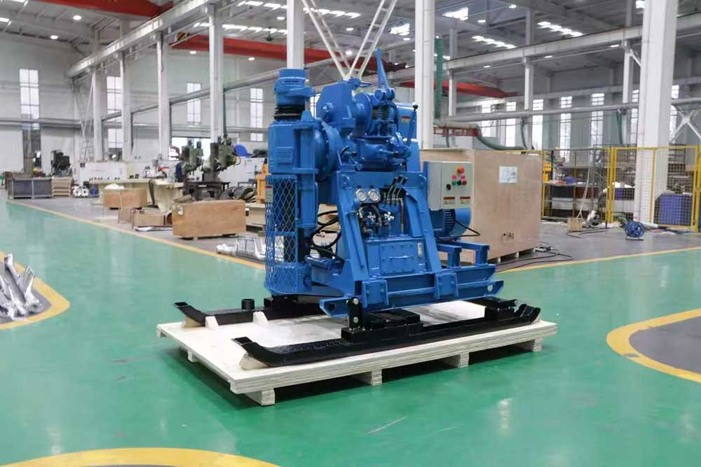 Hydraulic Diamond Drill Rig for Borehole and Core Sampling Projects