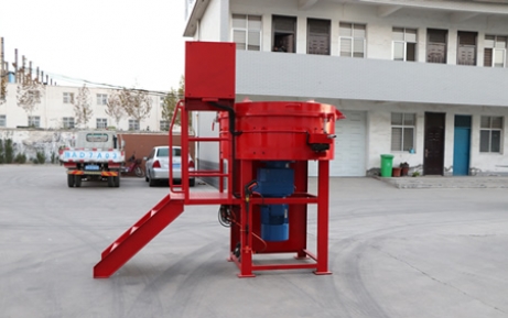 Refractory pan mixer for mixing castable