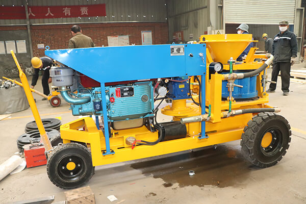 mobile wheel shotcrete gunning machine in subway rail 