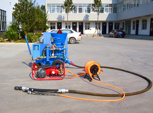 Portable refractory gunite shotcrete pump equipment