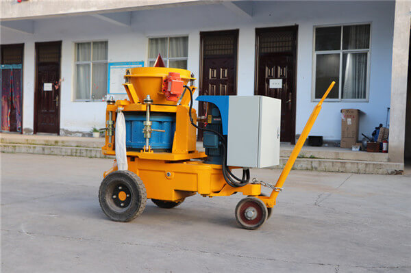 Gunning machine for refractory work in cement industries
