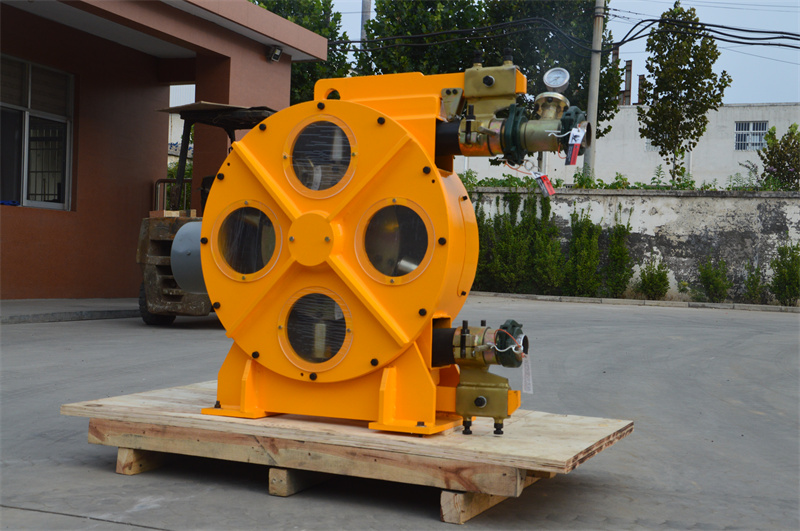Peristaltic pump for mining and slurry transfer