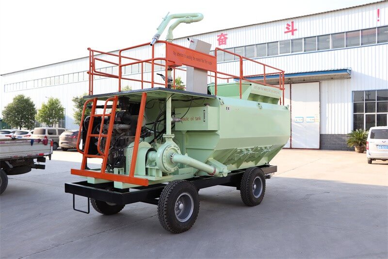 Hydro seeding machine for South America